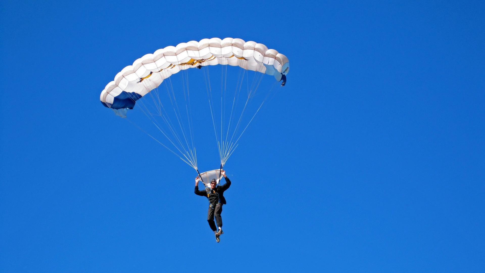 史上最大“黑马逆袭”：从边缘到巅峰的神奇转变，最大的黑马英文